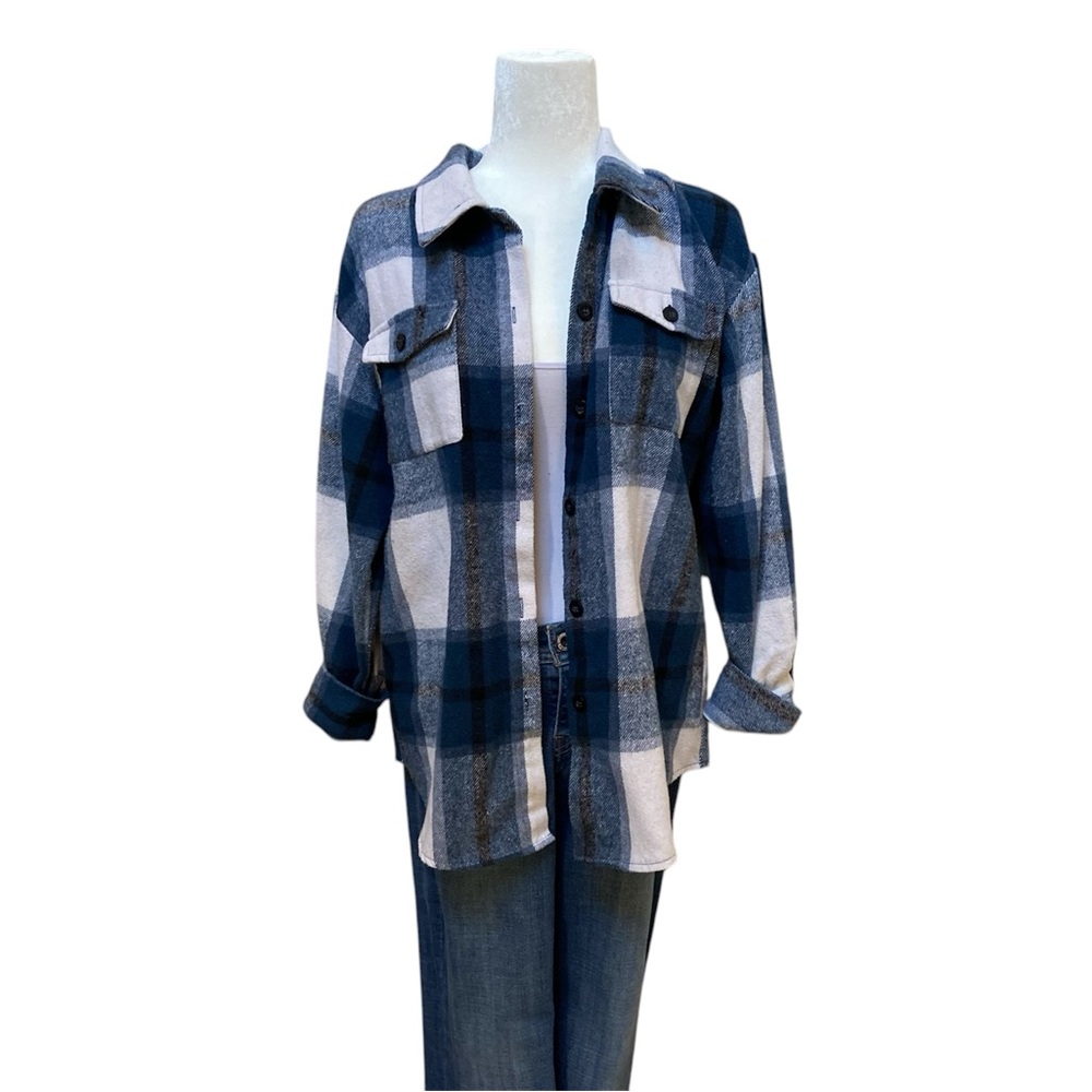 Automet blue multicolored plaid button down long sleeved shacket